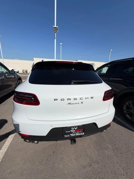 2017 Porsche Macan S - Image 4 of 10