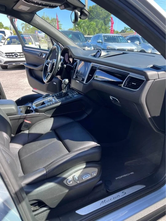 2017 Porsche Macan S - Image 3 of 16
