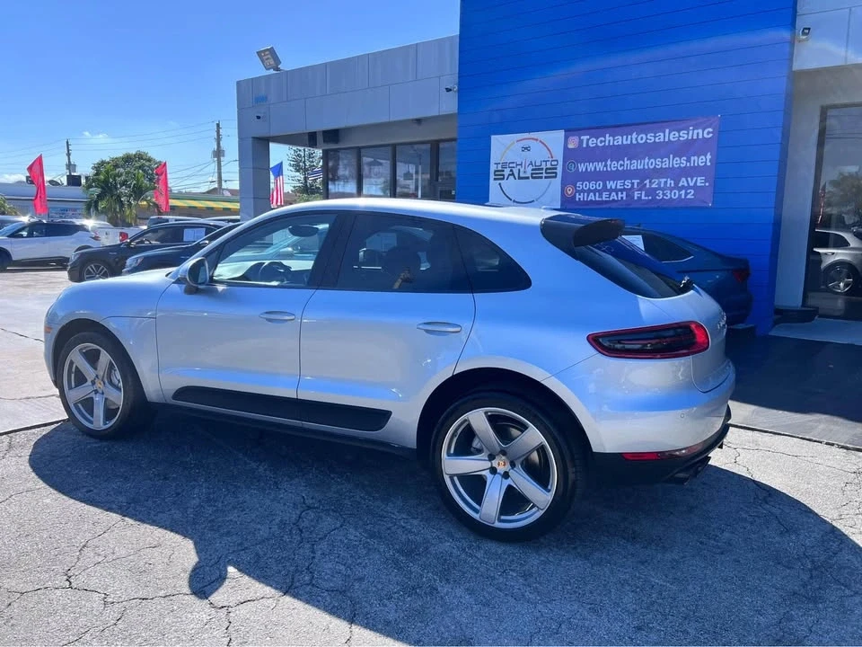 2017 Porsche Macan S - Image 8 of 16