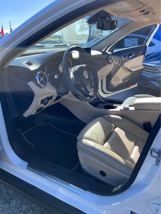 2017 Porsche Macan S - Image 14 of 16