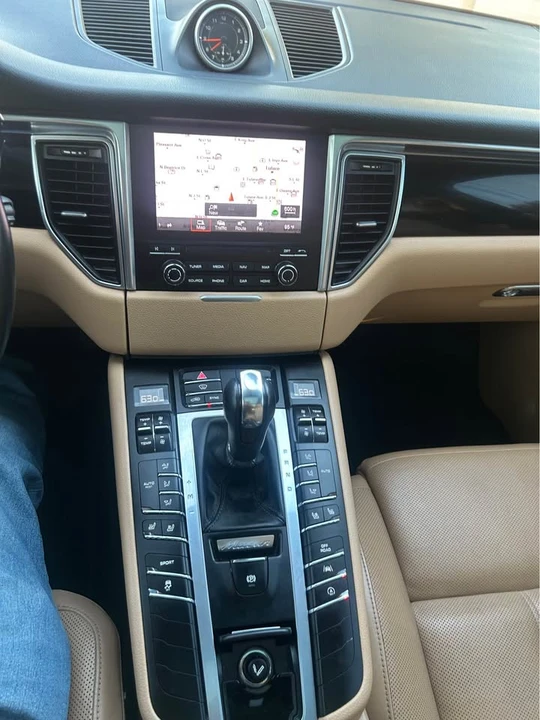 2017 Porsche Macan S - Image 11 of 12