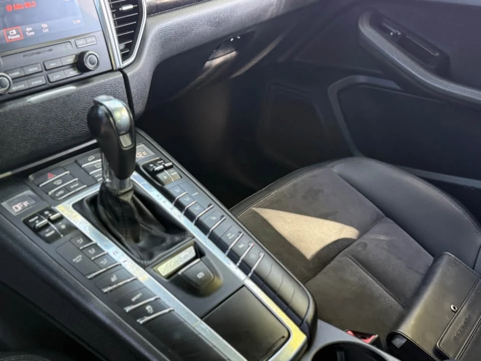 2017 Porsche Macan S - Image 15 of 19