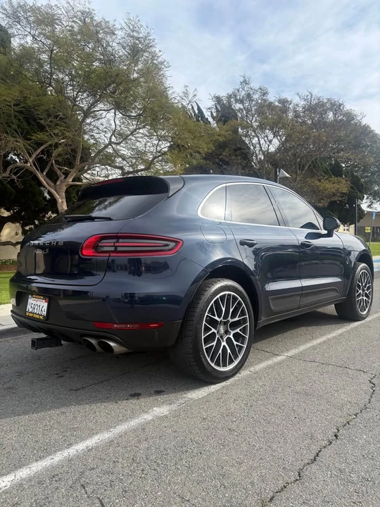 2017 Porsche Macan S - Image 10 of 20