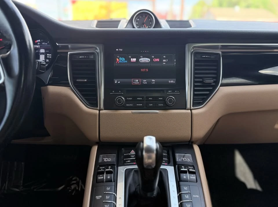2017 Porsche Macan S - Image 9 of 20
