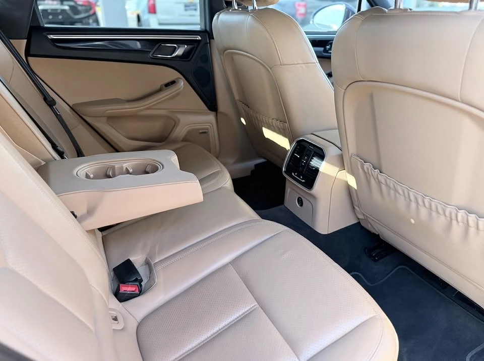 2017 Porsche Macan S - Image 18 of 20