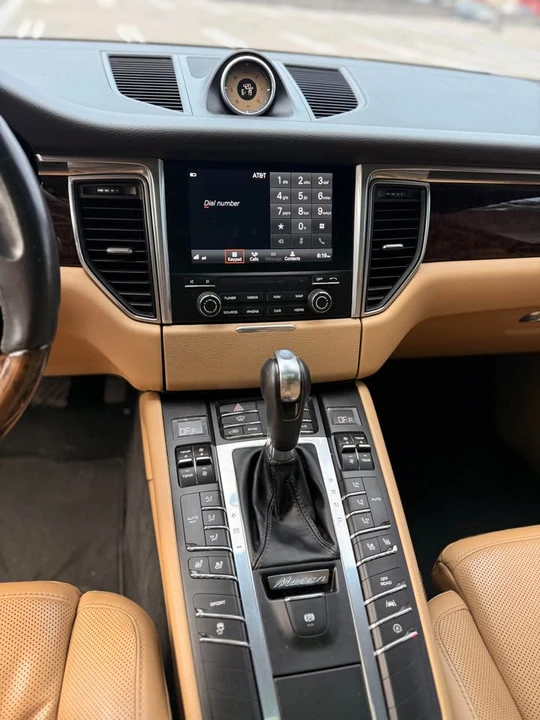 2017 Porsche Macan S - Image 15 of 19