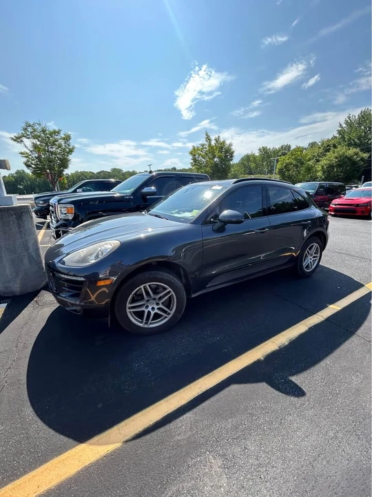 2017 Porsche Macan S - Image 2 of 6