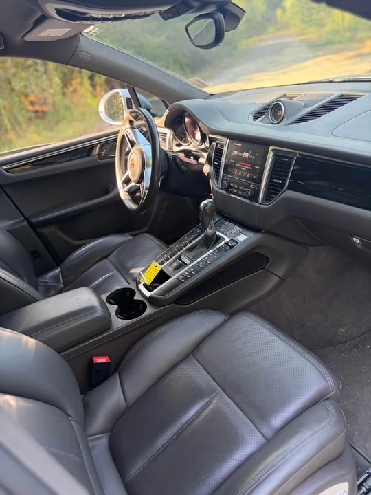 2017 Porsche Macan S - Image 15 of 20