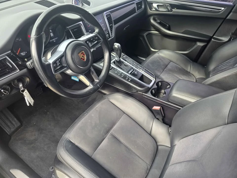 2017 Porsche Macan S - Image 9 of 14