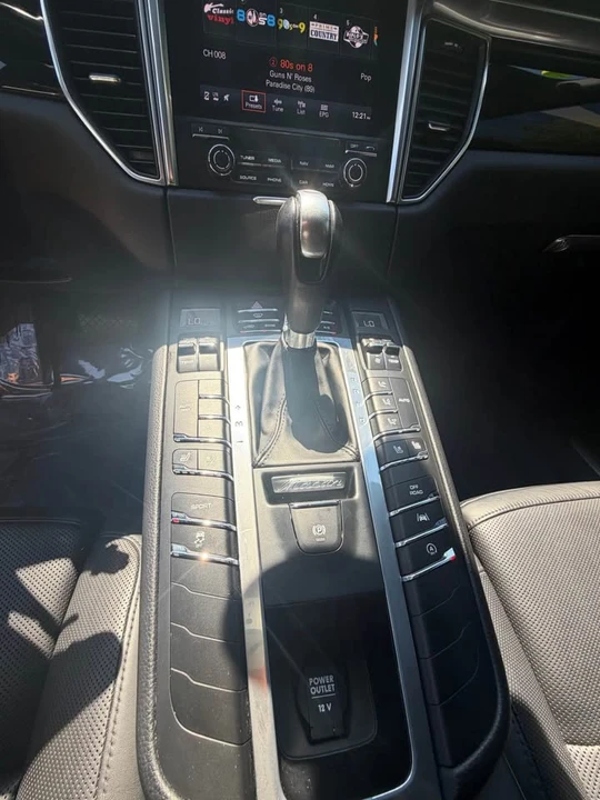 2017 Porsche Macan S - Image 11 of 16