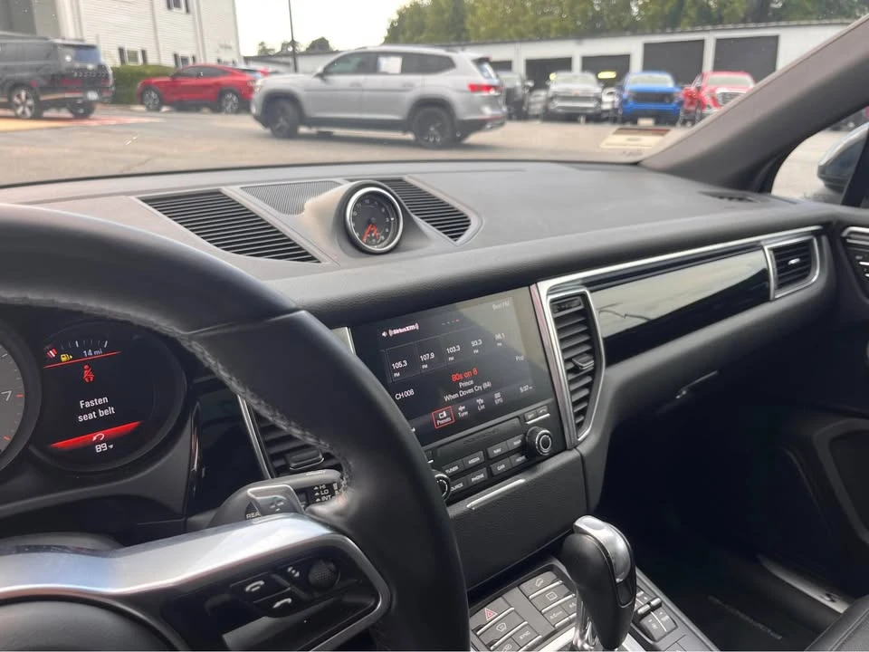 2017 Porsche Macan S - Image 10 of 15