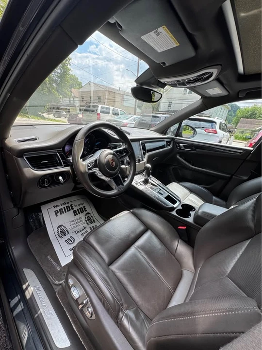 2017 Porsche Macan S - Image 12 of 15