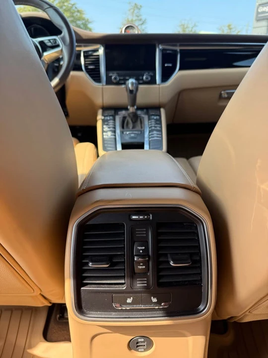 2017 Porsche Macan S - Image 13 of 20