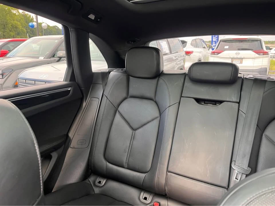 2017 Porsche Macan S - Image 12 of 15