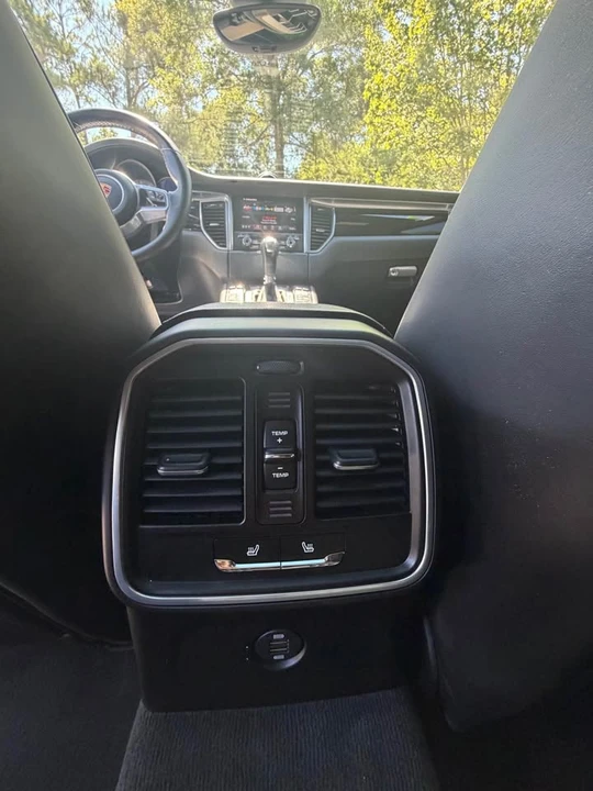 2017 Porsche Macan S - Image 9 of 16