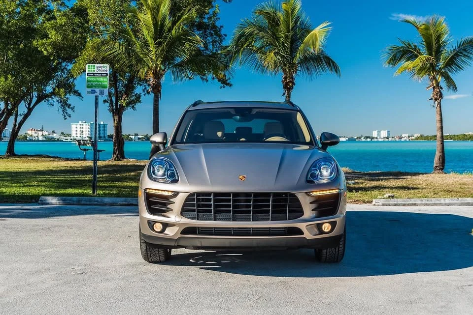 2017 Porsche Macan S - Image 2 of 14