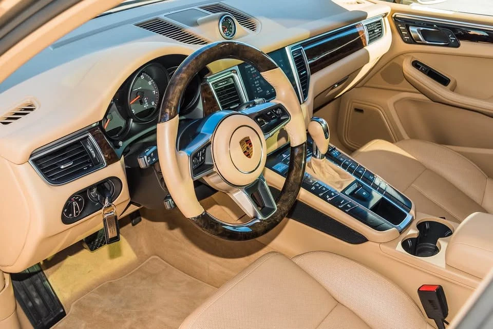 2017 Porsche Macan S - Image 6 of 14