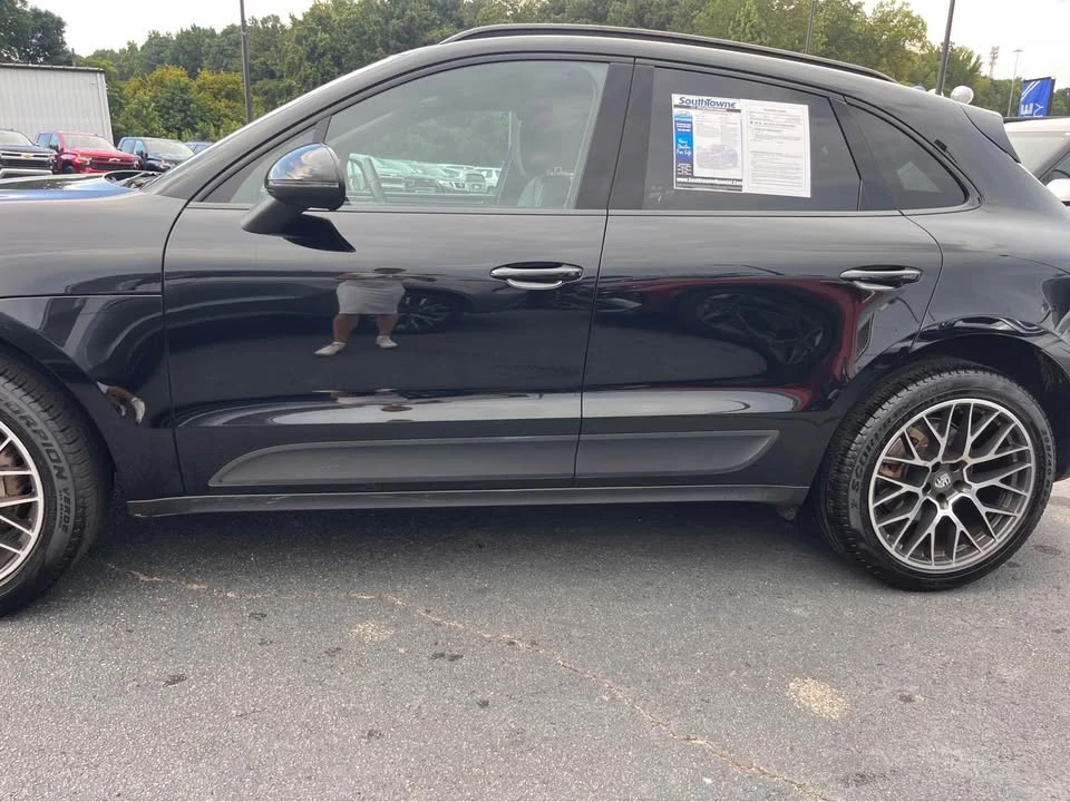 2017 Porsche Macan S - Image 8 of 15