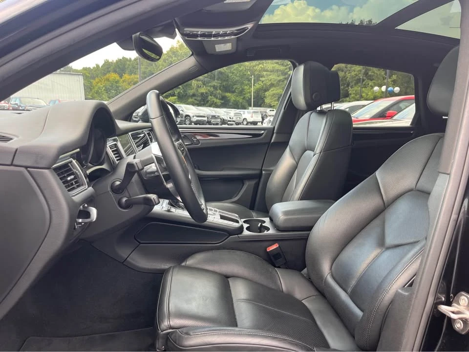 2017 Porsche Macan S - Image 9 of 15