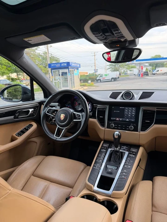 2017 Porsche Macan S - Image 15 of 16