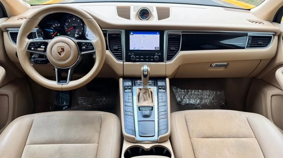 2017 Porsche Macan S - Image 9 of 9