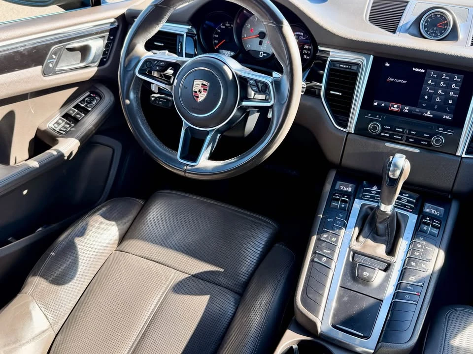 2017 Porsche Macan S - Image 8 of 16