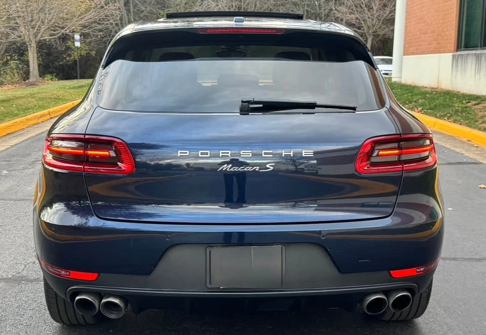 2017 Porsche Macan S - Image 4 of 9