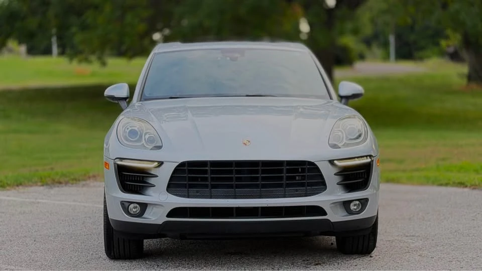 2017 Porsche Macan S - Image 2 of 20