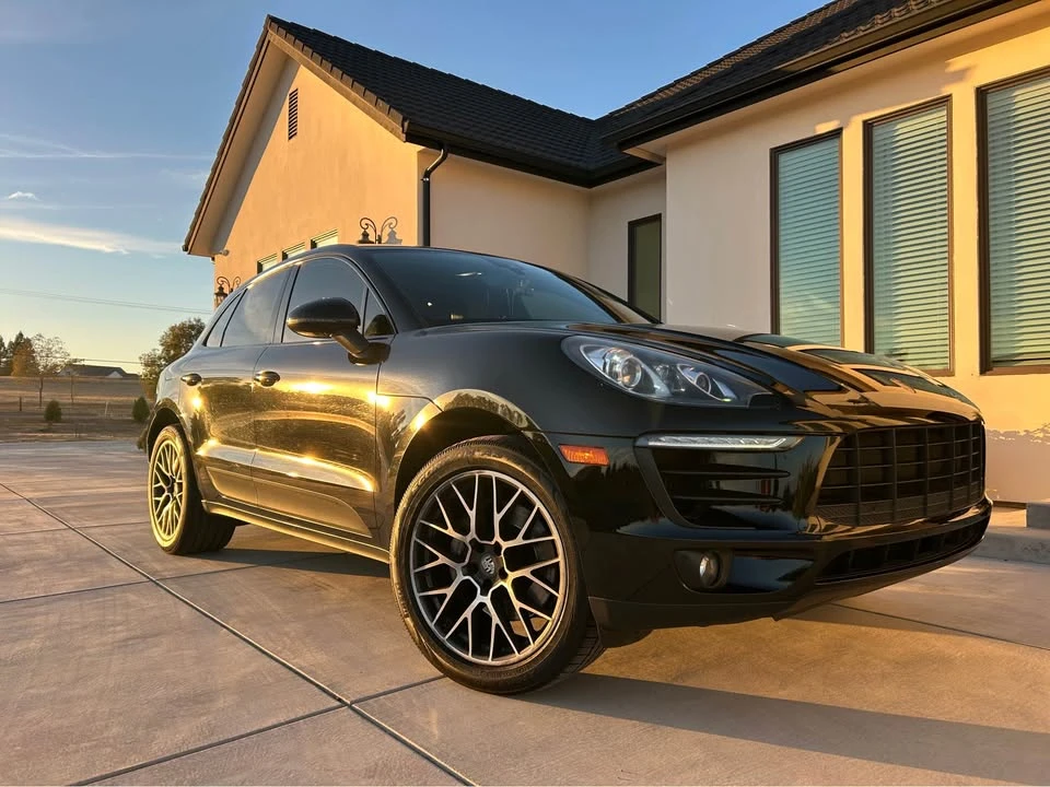 2017 Porsche Macan S - Image 2 of 10