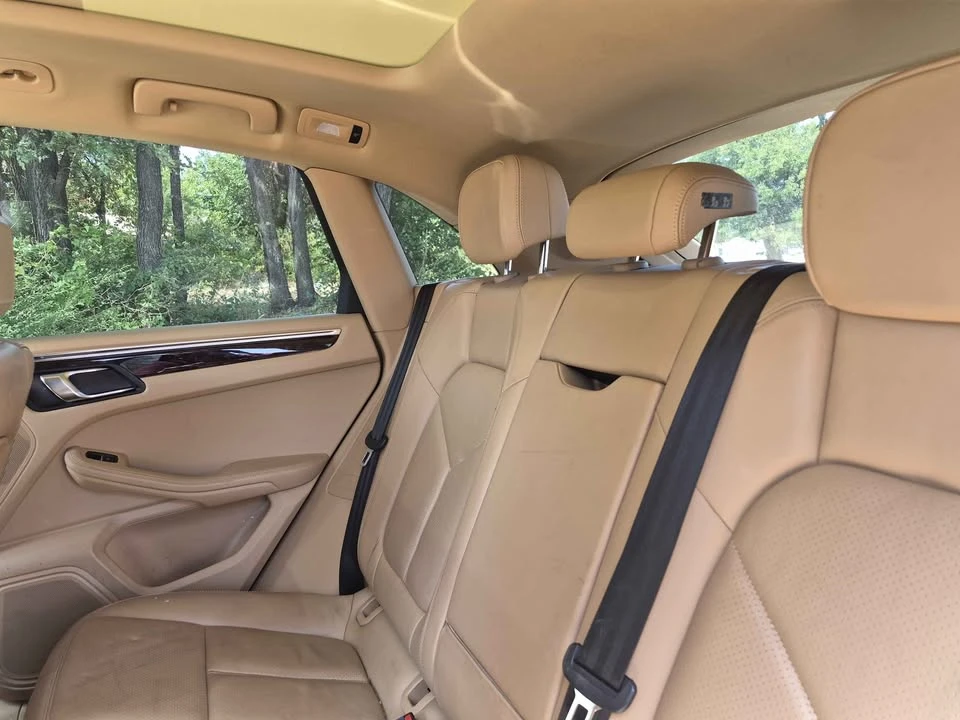 2017 Porsche Macan S - Image 8 of 9