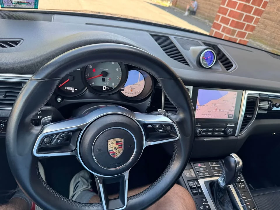 2017 Porsche Macan S - Image 13 of 20