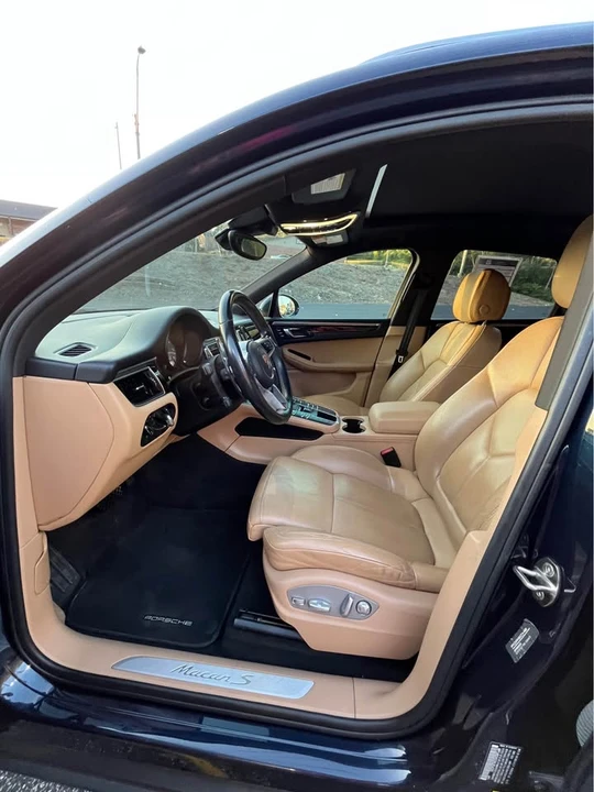 2017 Porsche Macan S - Image 8 of 11