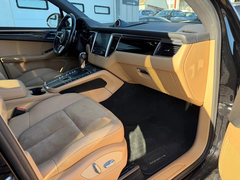 2017 Porsche Macan S - Image 18 of 20