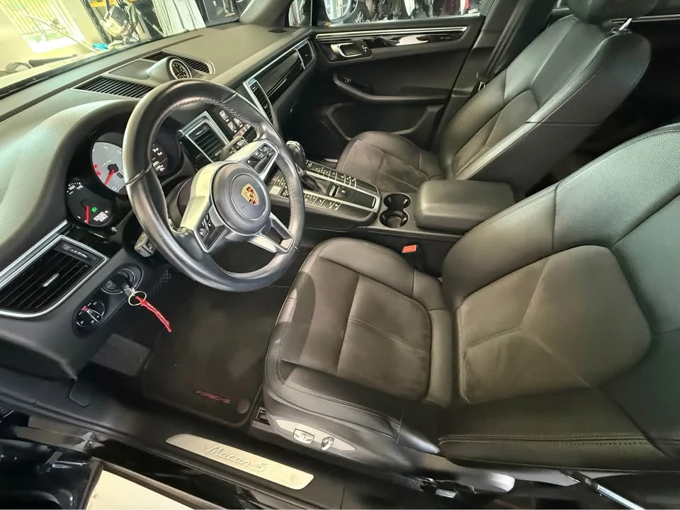 2017 Porsche Macan S - Image 10 of 20