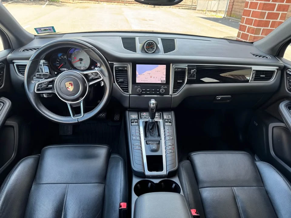 2017 Porsche Macan S - Image 10 of 20