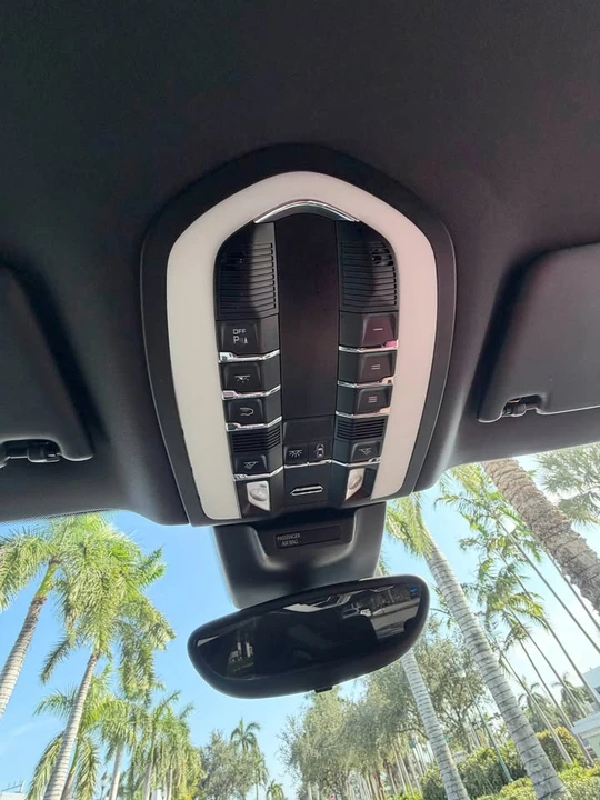 2017 Porsche Macan S - Image 17 of 20