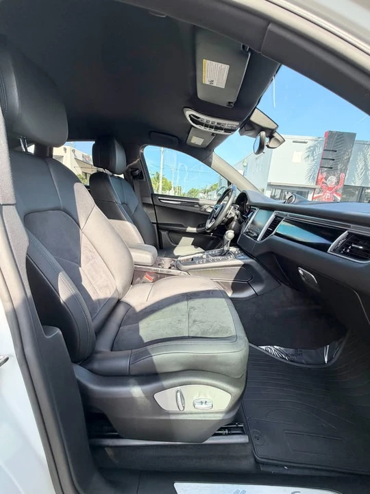 2017 Porsche Macan S - Image 12 of 20