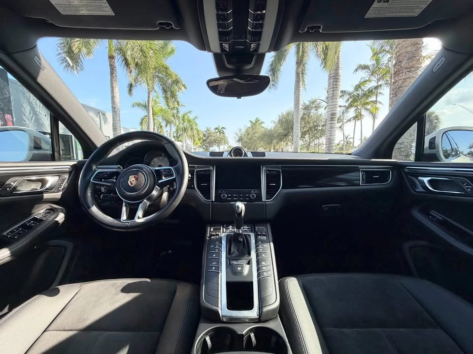 2017 Porsche Macan S - Image 10 of 20
