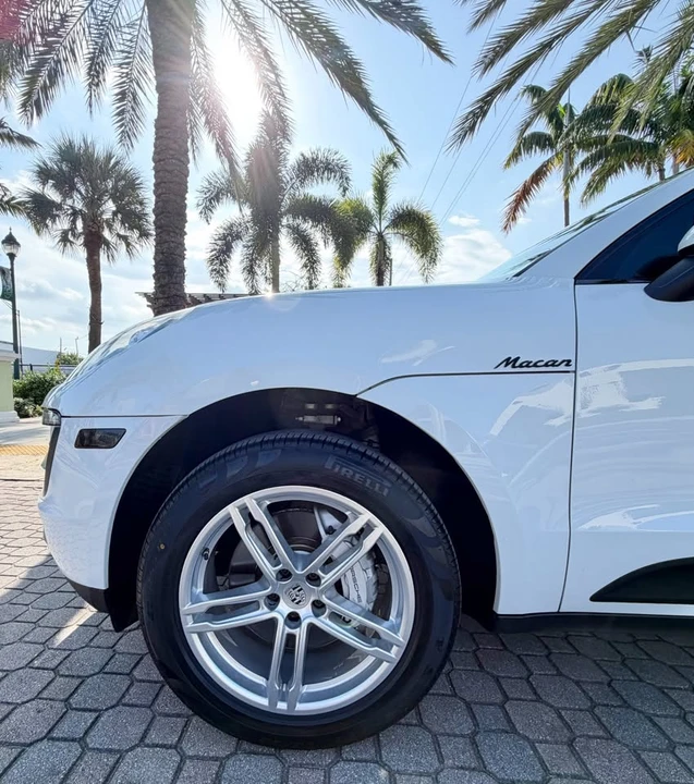 2017 Porsche Macan S - Image 9 of 20
