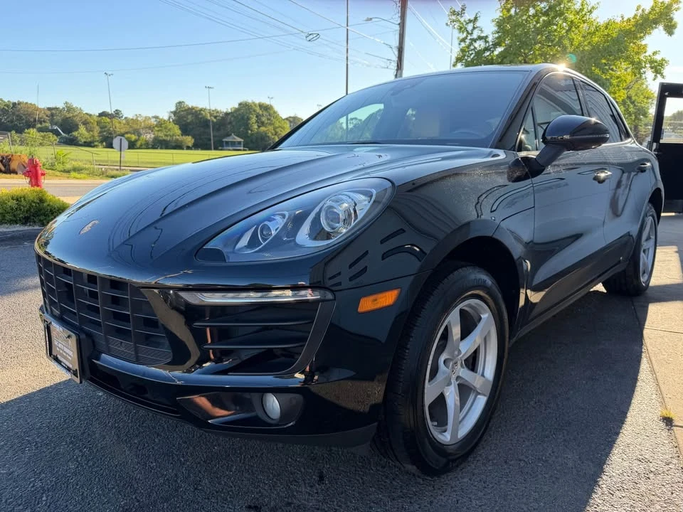 2017 Porsche Macan S - Image 2 of 20