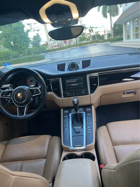 2017 Porsche Macan S - Image 8 of 16