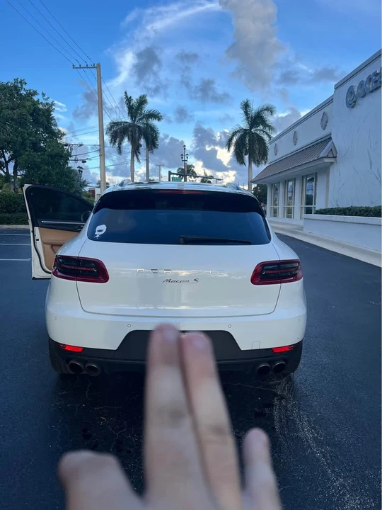 2017 Porsche Macan S - Image 6 of 16