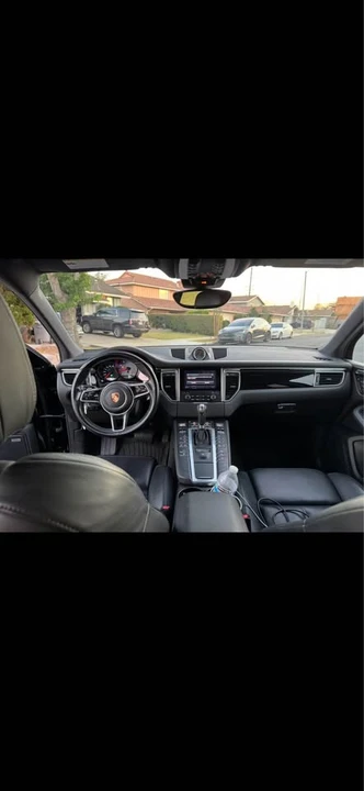 2017 Porsche Macan S - Image 8 of 9