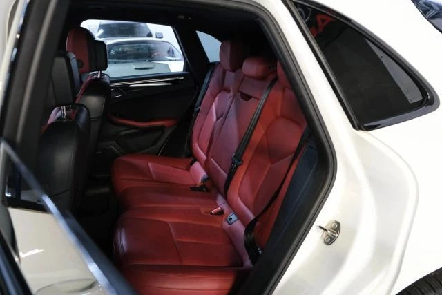 2017 Porsche Macan S - Image 7 of 21