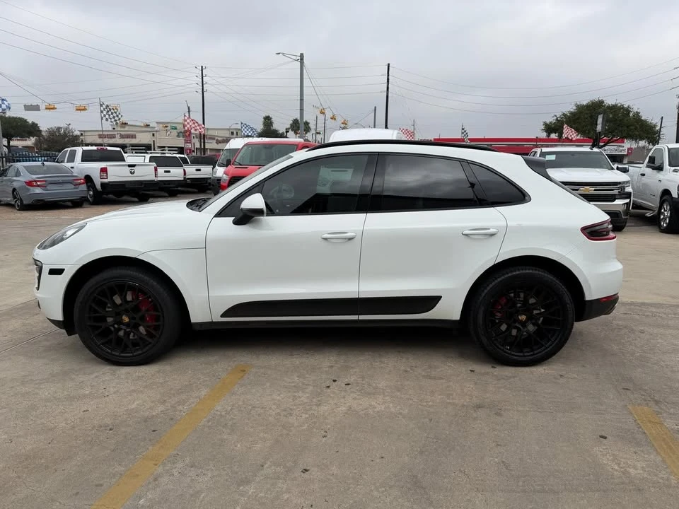 2017 Porsche Macan Turbo - Image 2 of 8