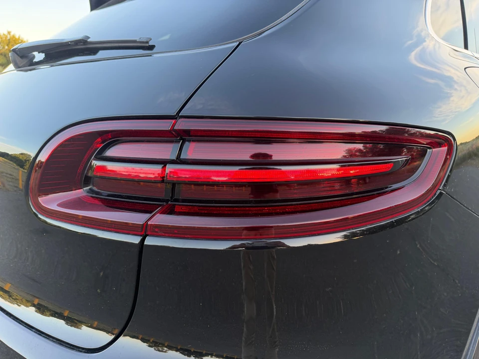 2017 Porsche Macan S - Image 23 of 31