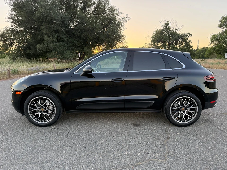 2017 Porsche Macan S - Image 9 of 31
