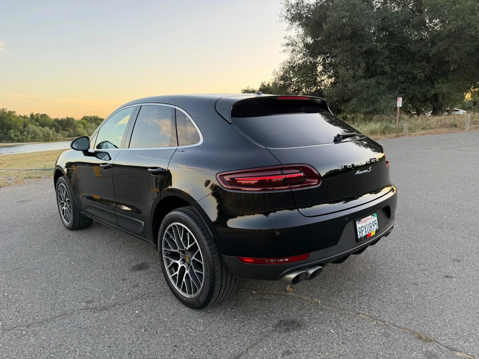 2017 Porsche Macan S - Image 10 of 31