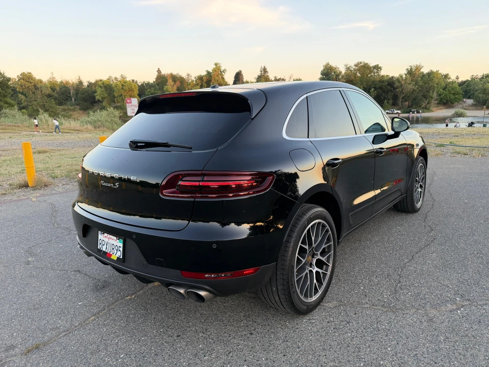 2017 Porsche Macan S - Image 11 of 31