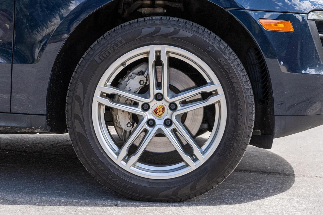 2017 Porsche Macan S - Image 17 of 31
